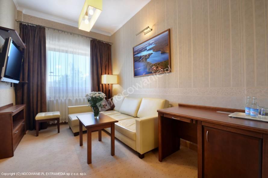 Hotel Polonia Augustów Esterno foto