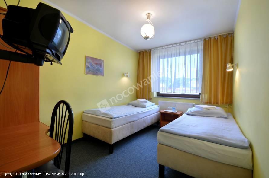 Hotel Polonia Augustów Esterno foto