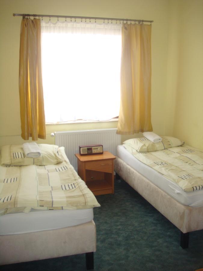 Hotel Polonia Augustów Esterno foto